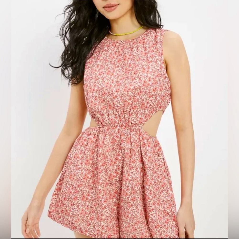 Floral Sleeveless Romper - Rose